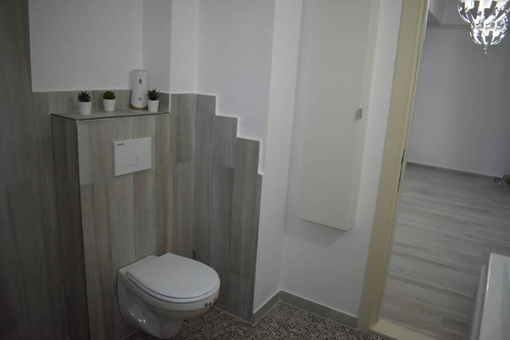 Apartment By The Lake With A View Mamaia Exterior foto